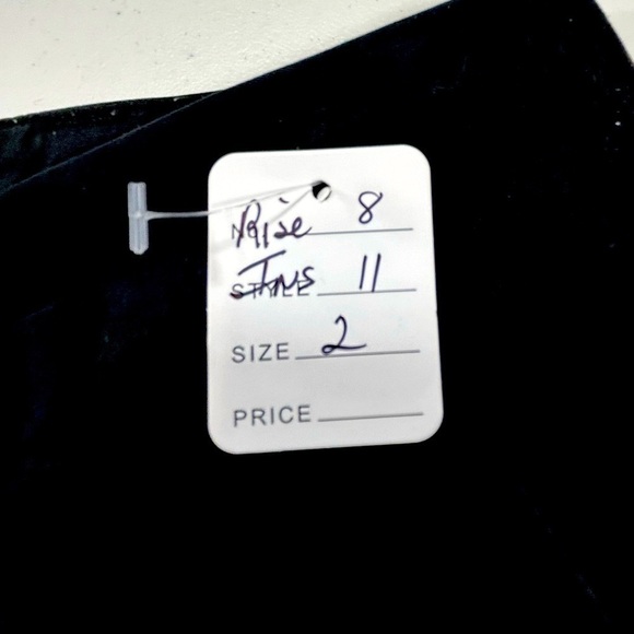 D15.7 Merona Bermuda shorts, black. Size 2 - Picture 4 of 4